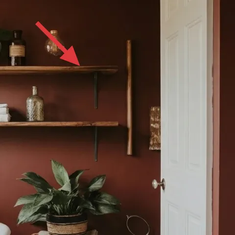 Small ceramic vase/bottle