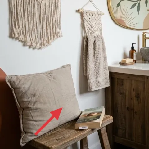 Linen throw pillow