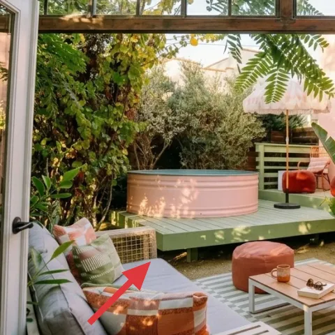 outdoor daybed with cushions