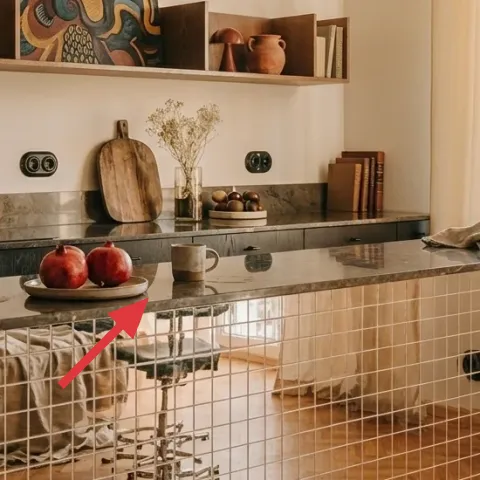 fruit bowl on kitchen island
