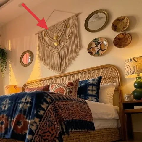 macramé wall hanging